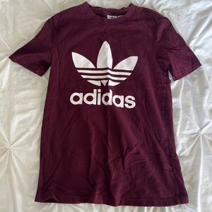 Adidas T-shirt